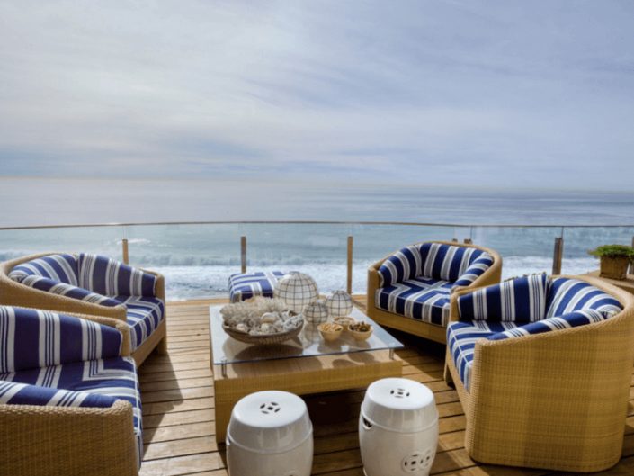 deck em madeira para esplanada